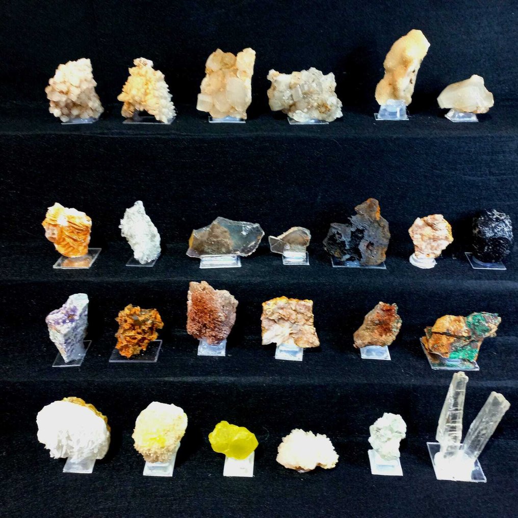 Ασβεστίτης Συλλογή ορυκτών - Ύψος: 35 cm - Πλάτος: 40 cm- 1050 g - (25) #2.1