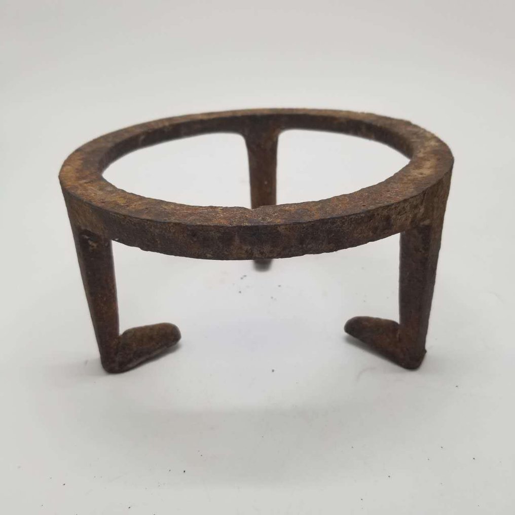 η στρογγυλή βάση εστίας της τελετής τσαγιού - Σίδερο (χυτό / σφυρήλατο) - Ιαπωνία - 1900-2000 #1.0