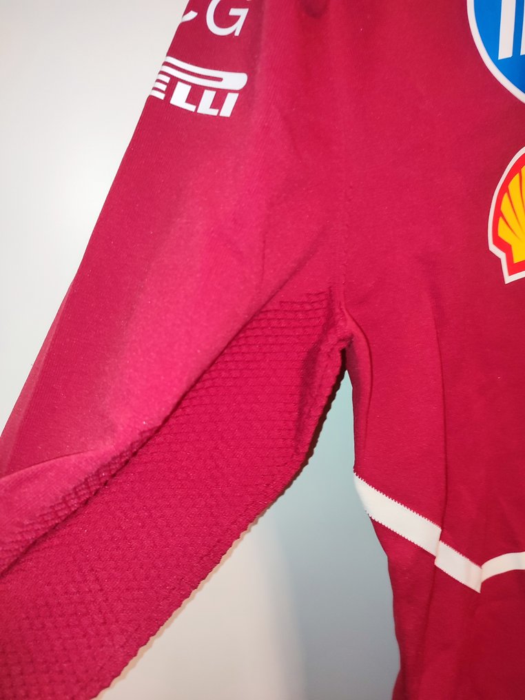 Ferrari - 2025 - Csapat viselet #4.3