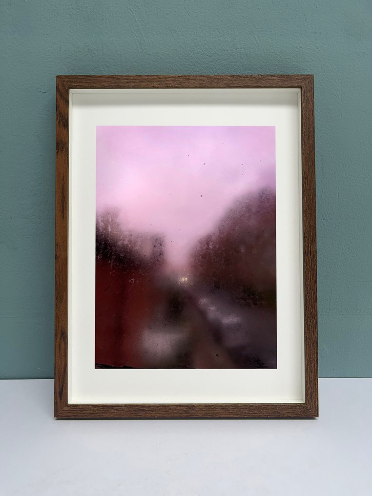 Andre Lichtenberg - Window 23-07 Pink with Car #4.3