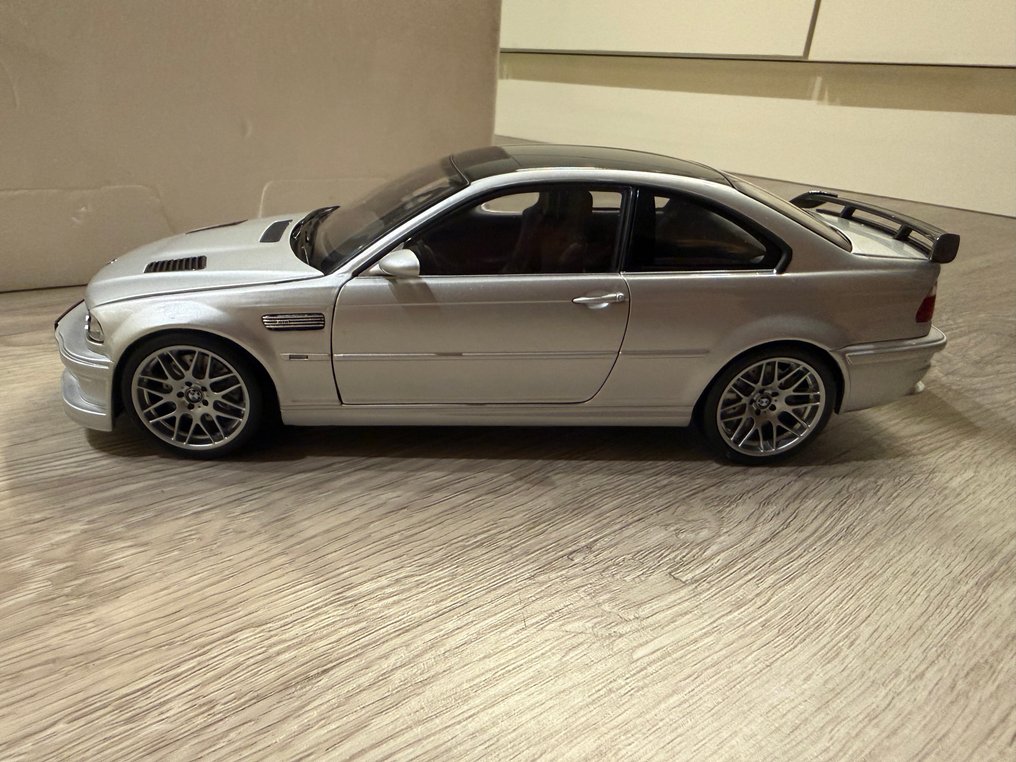 Original BMW M3 GTR Coupé von Kyosho in Styropor OVP 1:18 - Model coupé - Kyosho #4.3