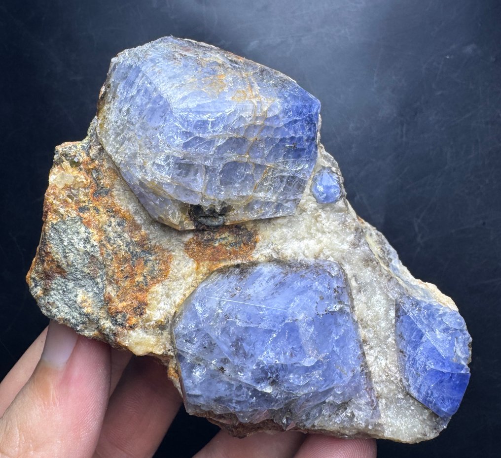 ΟΥΑΟΥ! Τεράστιο Hackmanite. Κρύσταλλοι στη μήτρα - Ύψος: 62 mm - Πλάτος: 96 mm- 508 g - (1) #1.0