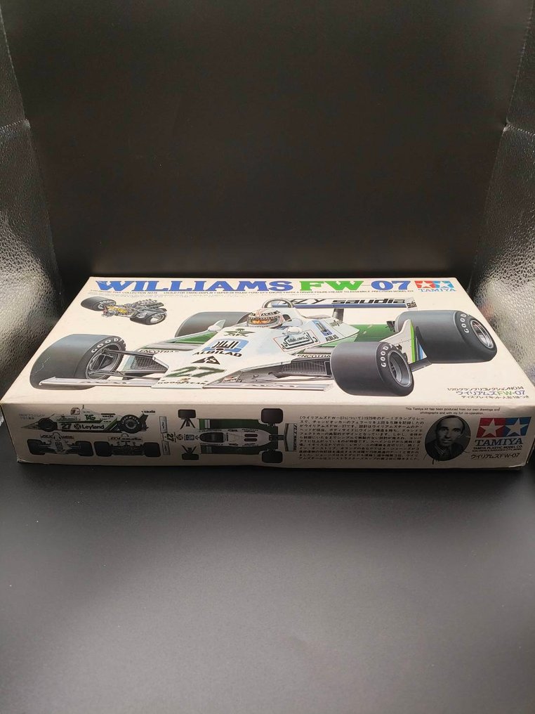 Tamiya 1:20 - Modelsæt (20014) - Grand Prix Collection Williams FW-07【Includes one driver figure】 #1.0