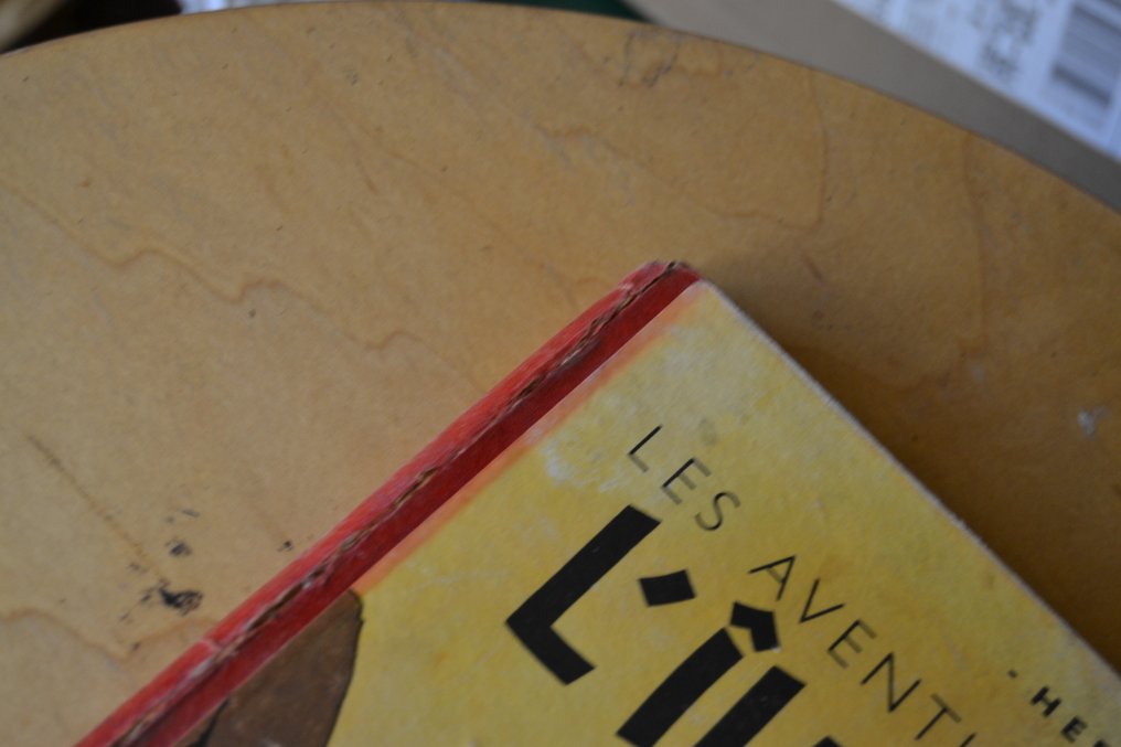 Tintin T7 - L'Ile Noire N&B - 4 HT Couleur( A18) - 20ème mille - 1 Album (restauriert) - Neuauflage - 1942 #3.2