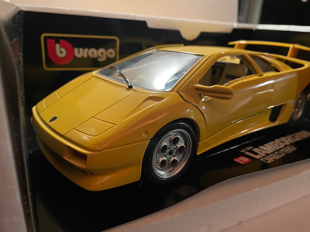 Bburago 1:18 - Modelauto - Lamborghini Diablo (1990) #4.3