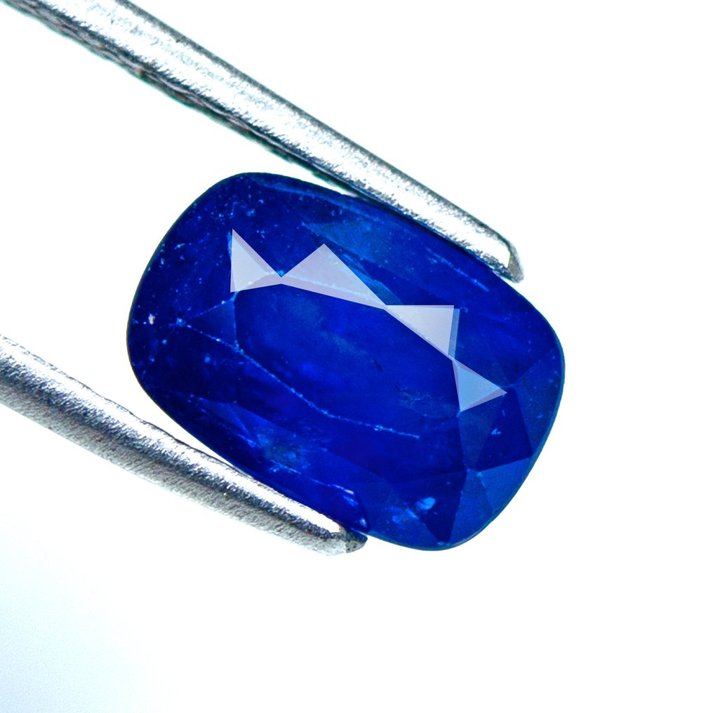 蓝色 蓝宝石  - 3.70 ct - Bellerophon 宝石实验室 - DeeplBlue #1.0