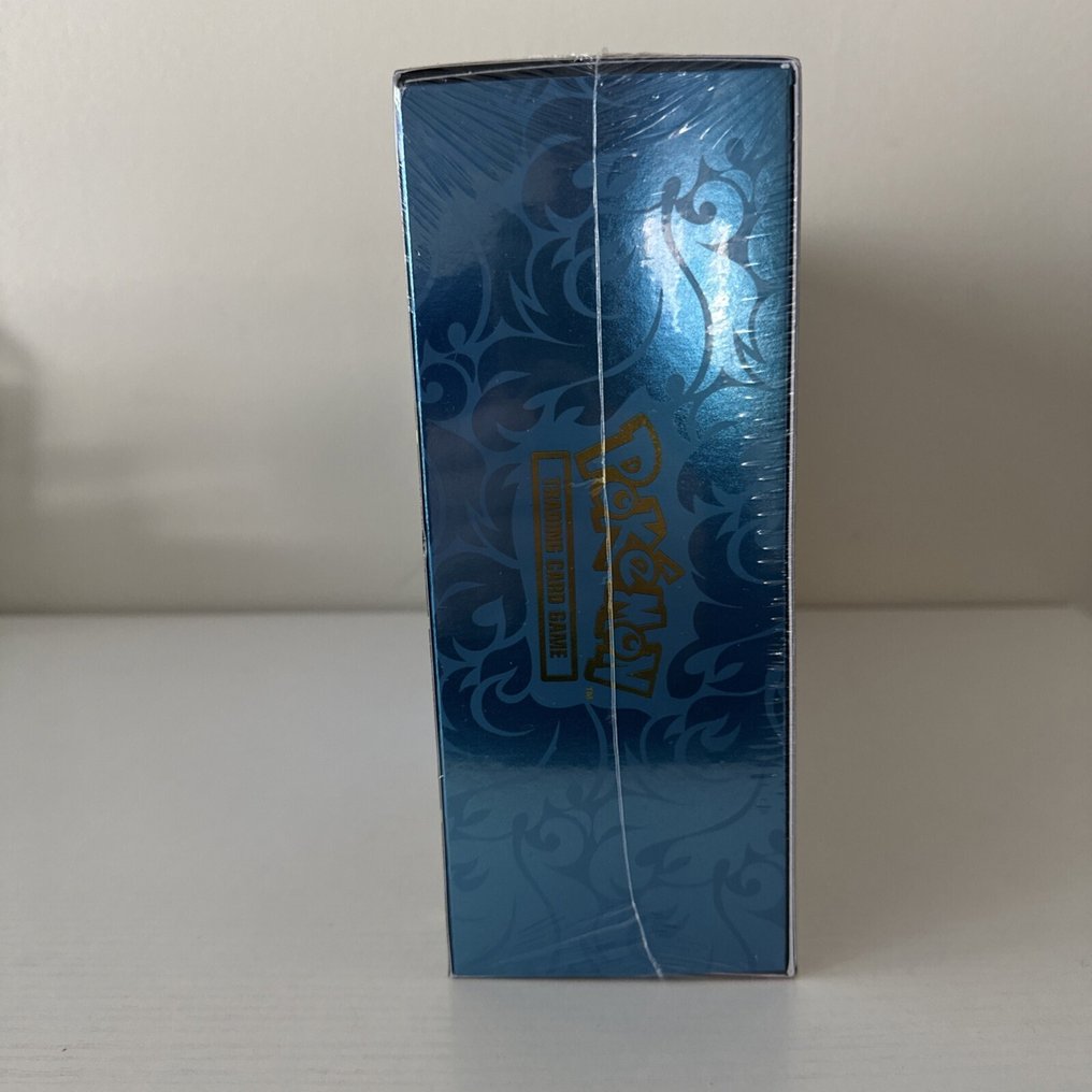 Pokémon Box - Mega Charizard X Ex-Ultra-Premium Collection - EX #1.0