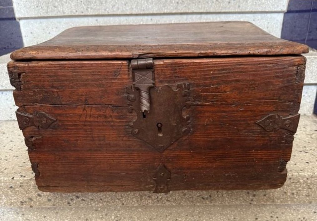 Säilytysarkku - Pehmeä puu #1.0