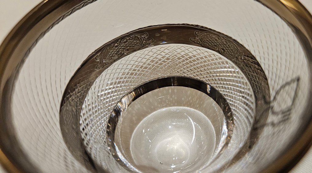 飲酒服務 (7) - 非常稀有的铂金豪华小瓶烈酒 - 水晶, 白金 #3.2