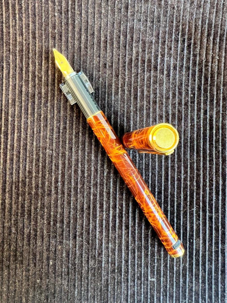 Aurora - Aurora Hastil lacca cinese - Ingen mindstepris - Fyldepen #4.3