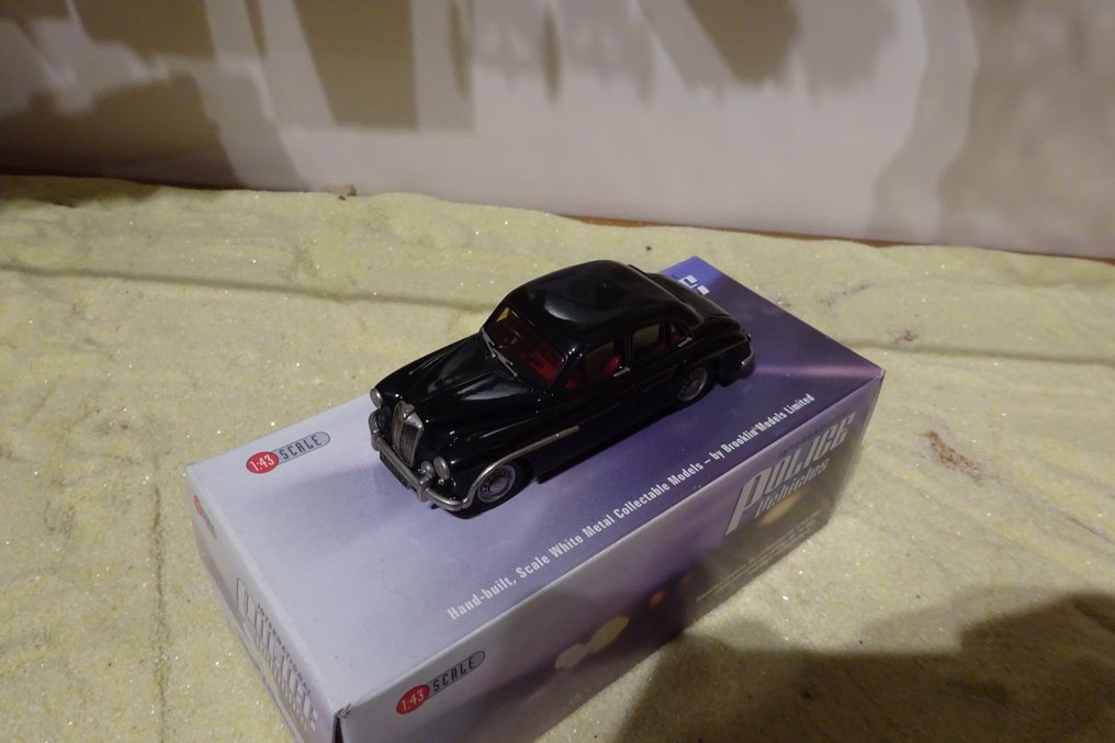 Brooklin 1:43 - 模型汽车 - MG Magnette #1.0