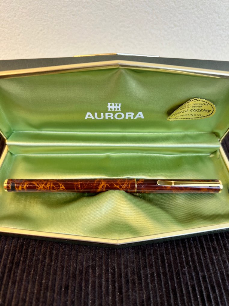 Aurora - Aurora Hastil lacca cinese - Ingen mindstepris - Fyldepen #1.0