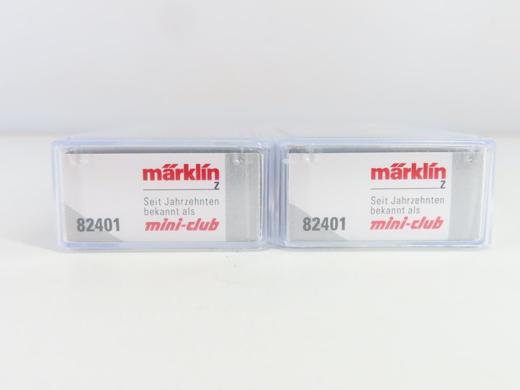 Märklin Z - 82401 - 模型貨運火車 (2) - 2輛雙軸瓦斯車，附煞車員駕駛室和2台二氧化碳鍋爐“Staufergas” - DR (DRB) #4.3