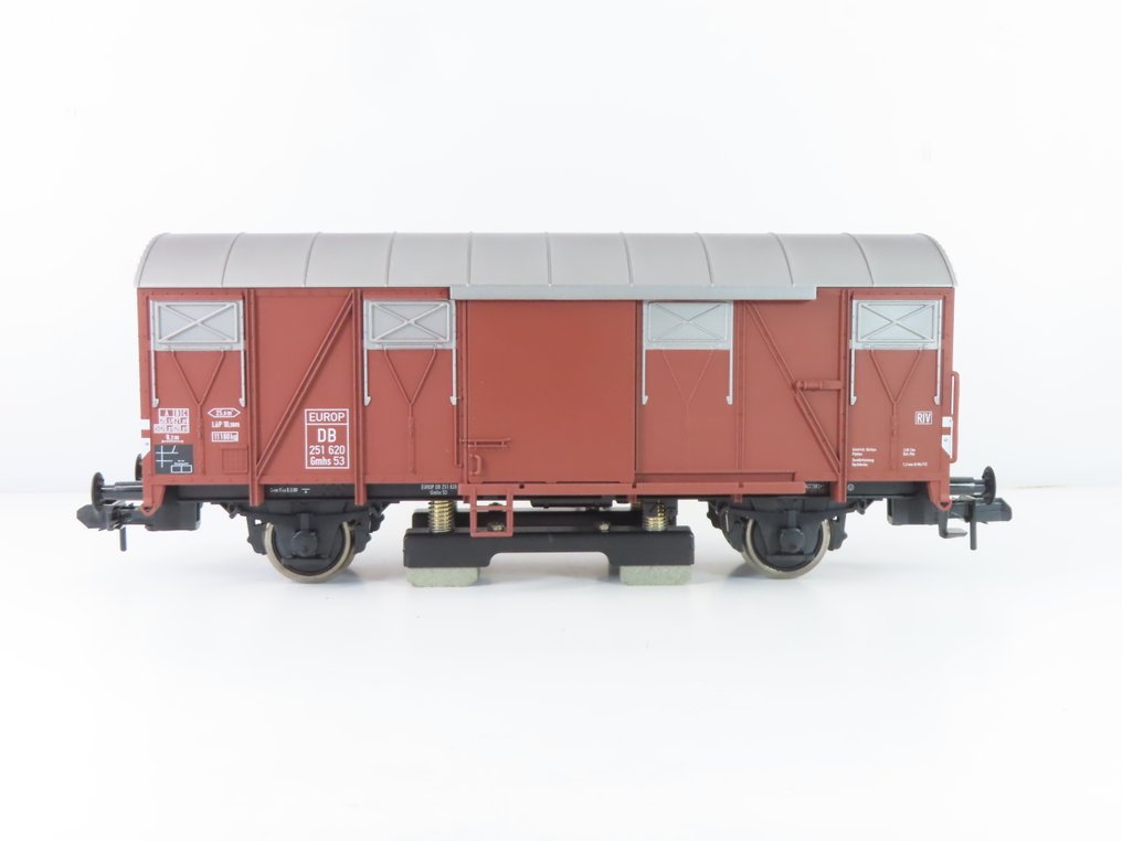 Märklin 1 - 58668 - Τρένο μοντελισμού μεταφοράς εμπορευμάτων (1) - Κλειστό φορτηγό βαγόνι με λειτουργία καθαρισμού γραμμής. - DB #1.0