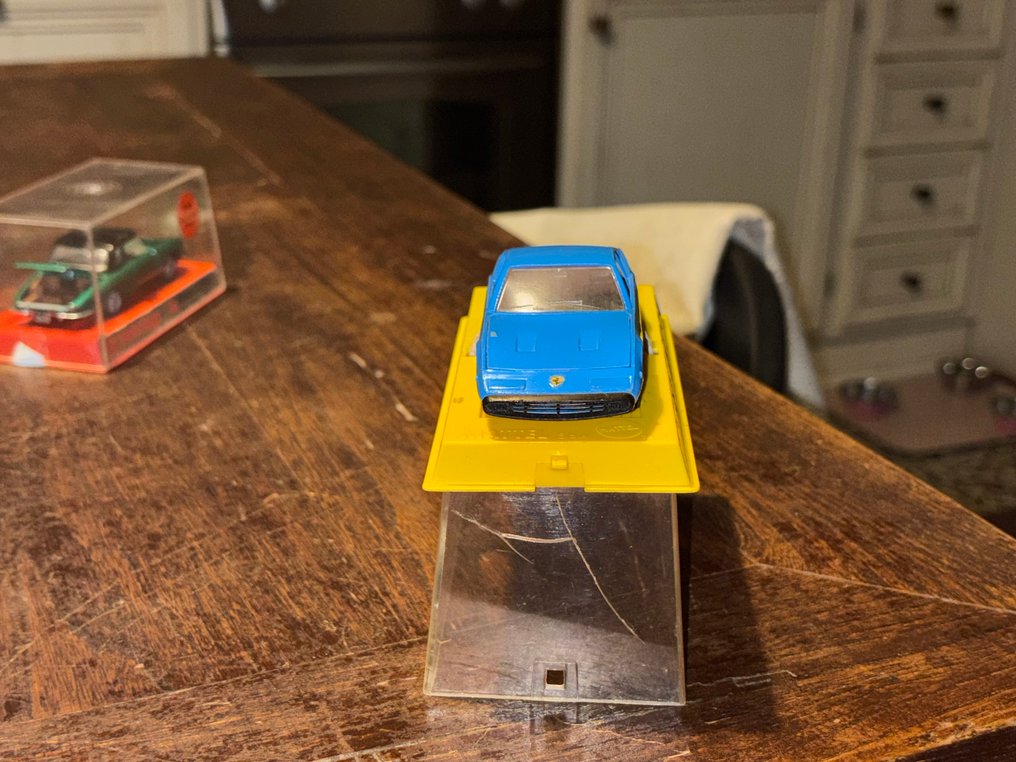 1:43 - Modellino di auto - Mebetoys A50 Ferrari 365 GTC Gran Toros con box originale - Mebetoys #1.0