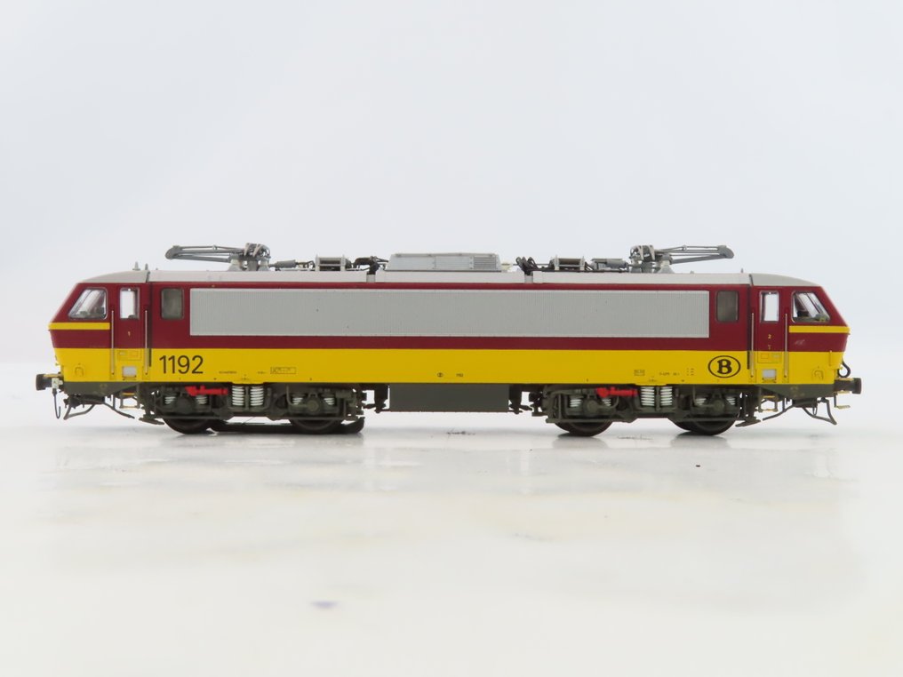 L.S. Models H0 - 12 584 - Elektrisk lokomotiv (1) - HLE 11.8, digitalt - NMBS #1.0