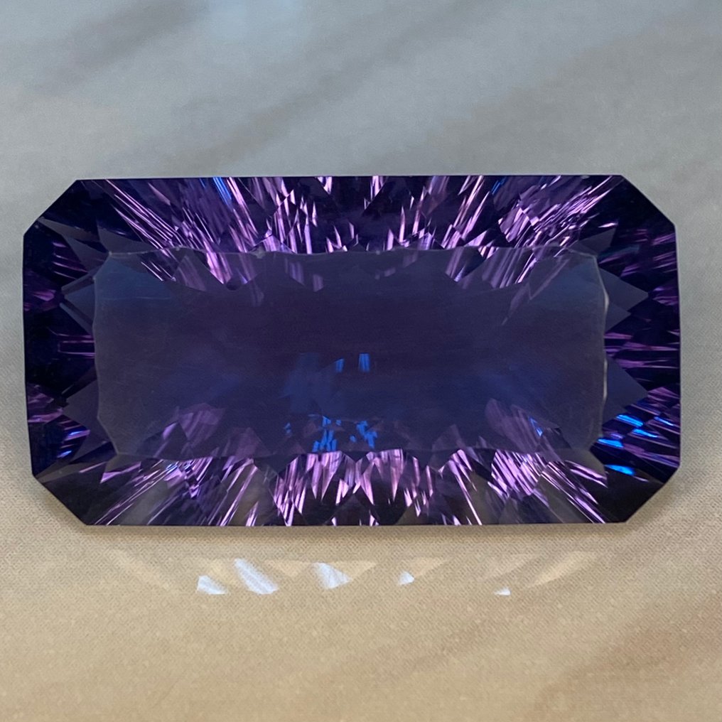 沒有保留價 螢石  - 52.83 ct - 國際有色寶石協會 (ICA GemLab) - 颜色变化 蓝色 紫色 #4.3