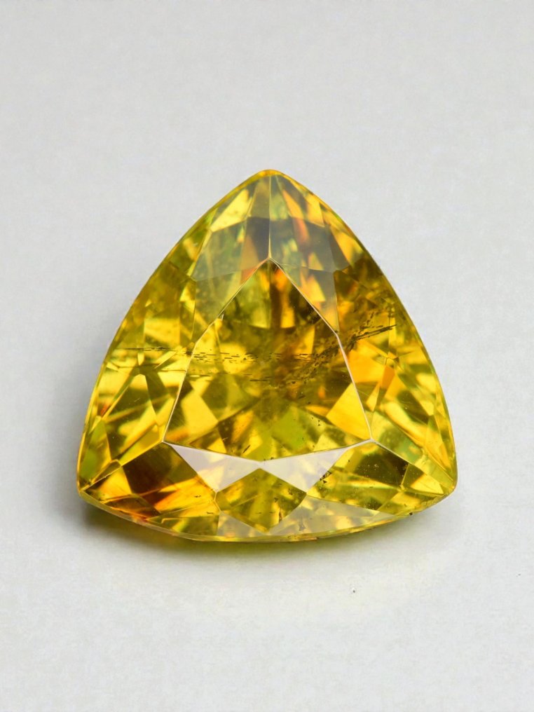 χωρίς τιμή ασφαλείας Κίτρινο, Πράσινο Σφαλερίτης  - 8.99 ct - Διεθνής Ένωση Έγχρωμων Πολύτιμων Λίθων (ICA GemLab) #2.1