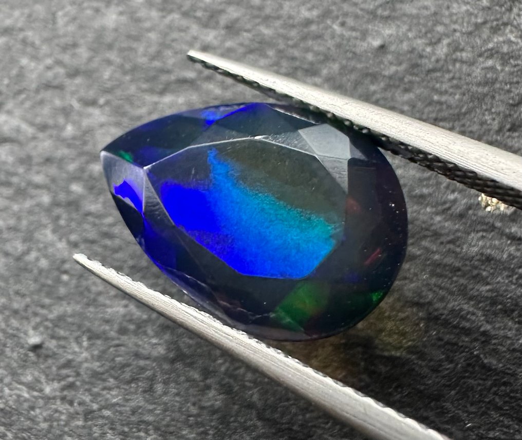 3.60ct opal Polished- 0.72 g #1.0
