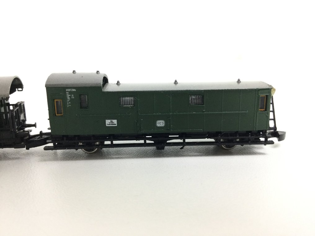 Märklin Z - 8703/8750/8751 - Carrozza passeggeri di modellini di treni (4) - Tre carrozze passeggeri 'Donderbus' più un carro bagagliaio con luci di coda a LED - DB #4.3