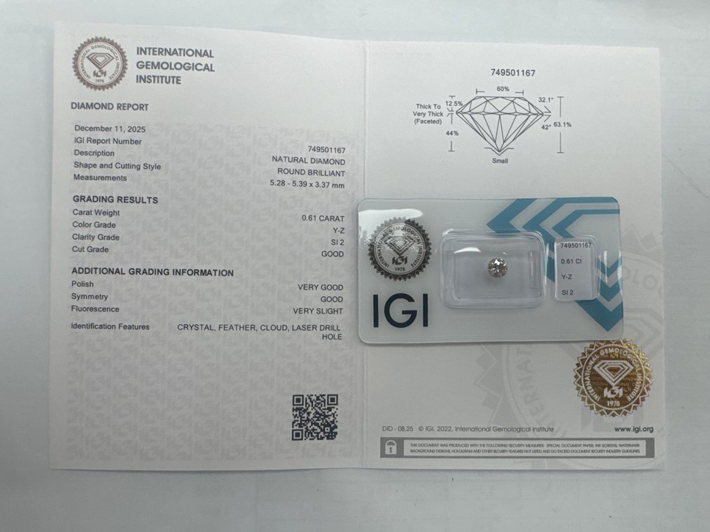 No reserve price - 1 pcs Diamond  (Natural)  - 0.61 ct - Round - SI2 - International Gemological Institute (IGI) - Y-Z #2.1