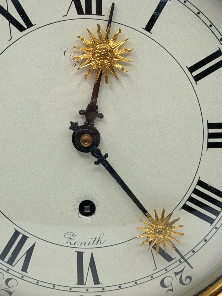 纳沙特洛瓦兹时钟 - Zenith -   木, 黄铜 - 1970-1980 #4.3