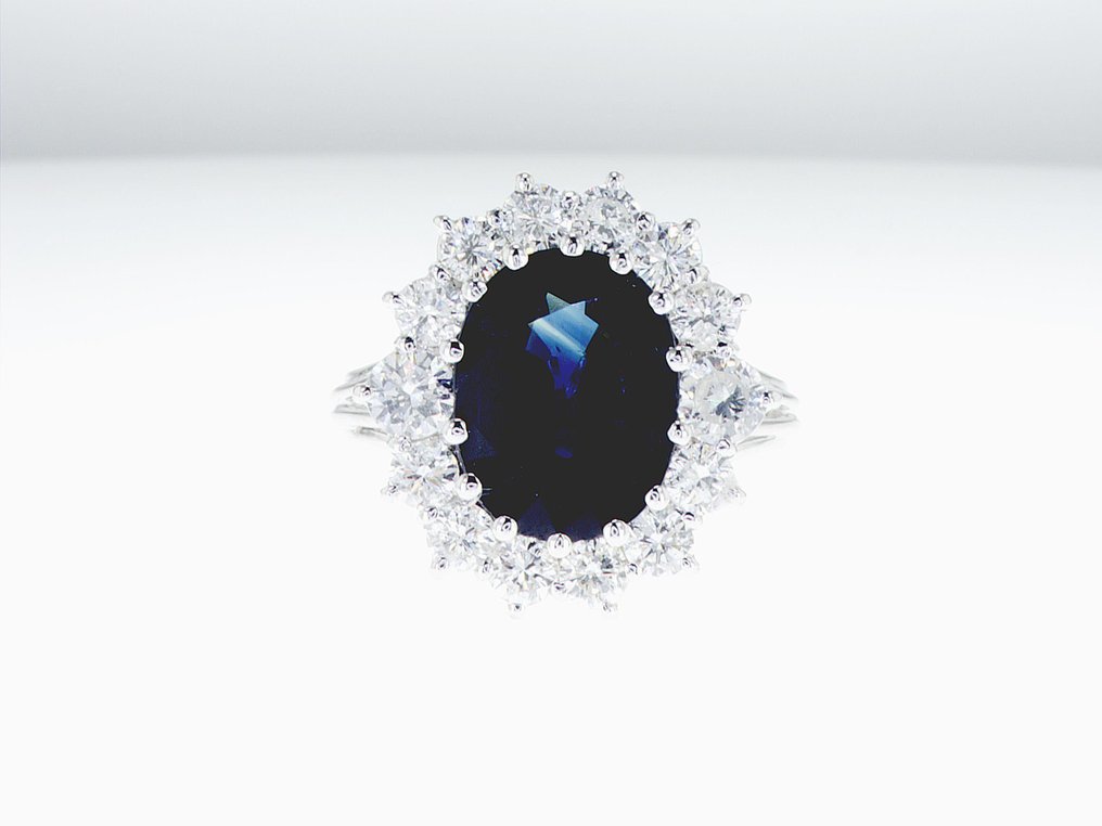 Ring - 18 kt Weißgold -  7.83ct. tw. Saphir - Diamant - R00028 #1.0