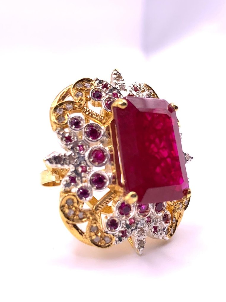 No reserve price - Cocktail ring - 9 kt. Yellow gold, Silver Ruby - Ruby - Diamonds #1.0