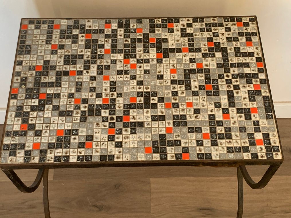 Βοηθητικό τραπεζάκι - Σφυρήλατος σίδηρος, Κεραμικό - Βιντεντζ κεραμικά πλακίδια. #4.3