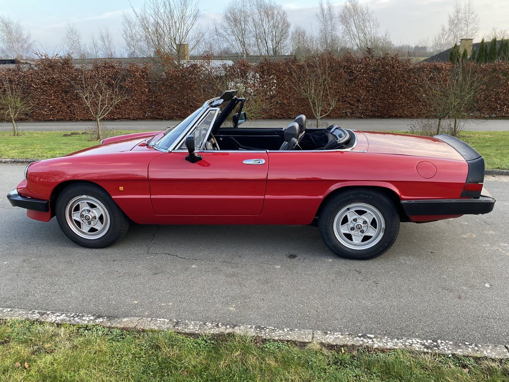Alfa Romeo - Spider 2.0 - 1986 #2.1