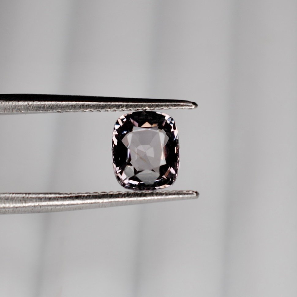 没有保留价 灰色, 紫罗兰色 尖晶石  - 1.11 ct - 国际宝石研究院（IGI） #1.0