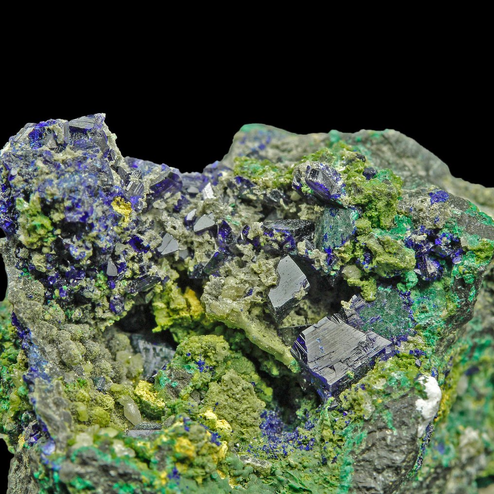 深蓝色孔雀石晶体配孔雀石 水晶 - 高度: 3.3 cm - 宽度: 4.1 cm- 54 g #4.3