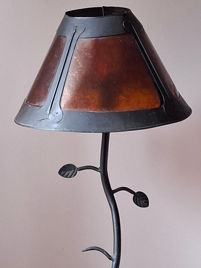 artigianale - Φωτιστικό θεάτρου - σίδηρος μέταλλο - Φωτιστικό δαπέδου από σίδερο. #3.2