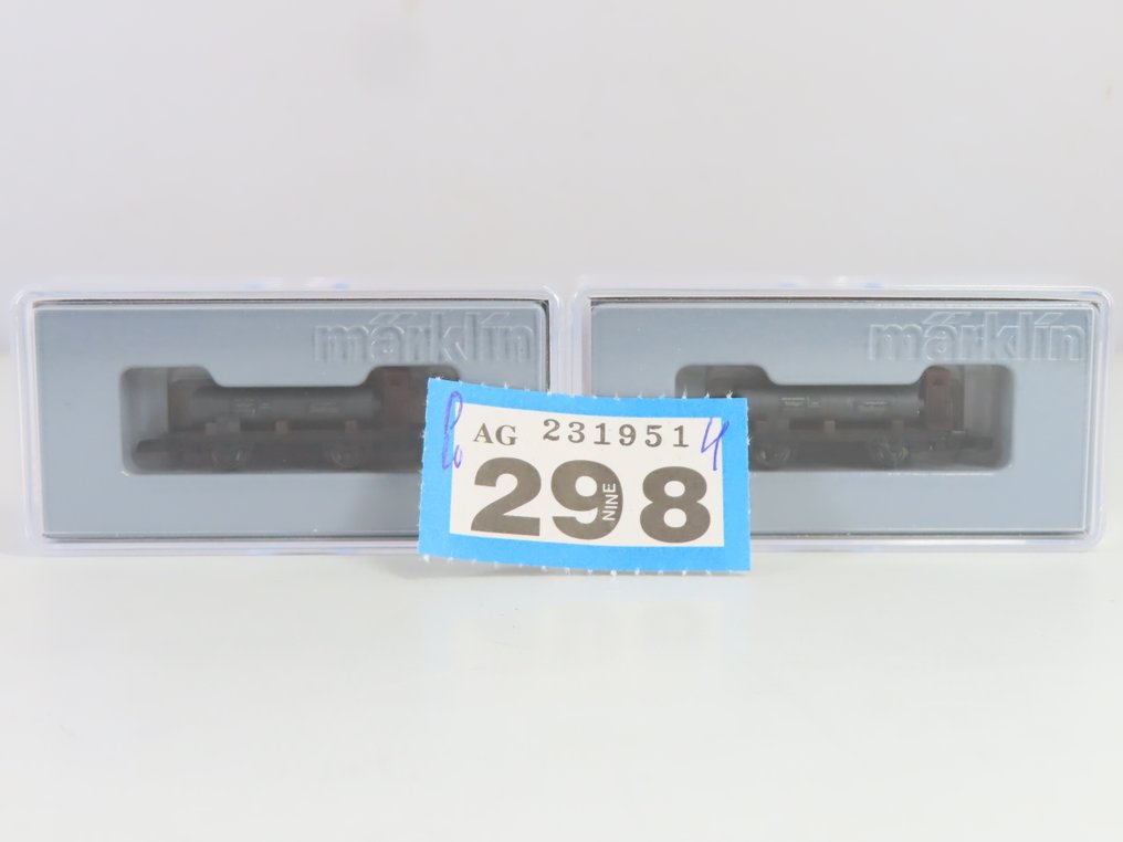 Märklin Z - 82401 - 模型貨運火車 (2) - 2輛雙軸瓦斯車，附煞車員駕駛室和2台二氧化碳鍋爐“Staufergas” - DR (DRB) #2.1