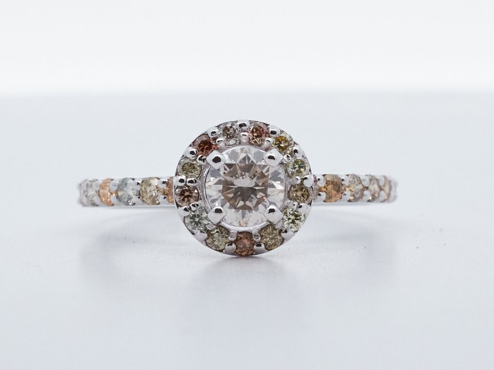 沒有保留價 - 戒指 - 14 克拉 白金 -  0.85ct. tw. 鉆石 (天然彩色) #1.0