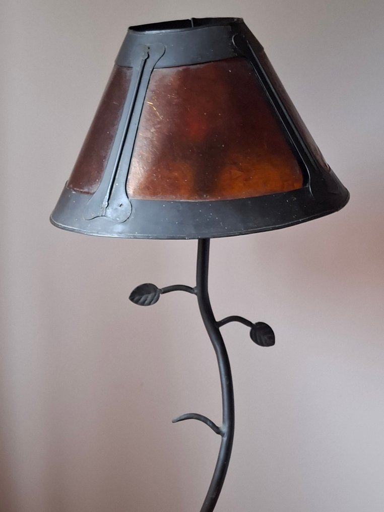 artigianale - Φωτιστικό θεάτρου - σίδηρος μέταλλο - Φωτιστικό δαπέδου από σίδερο. #2.1