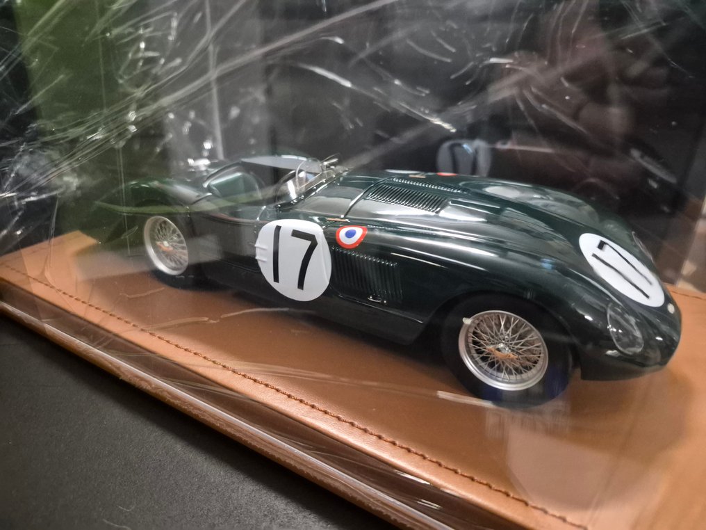Tecnomodel 1:18 - Modelsportsvogn - Jaguar C Type 3.5L long tail 24h Le Mans 1952 #17 - TM18-303B #2.1