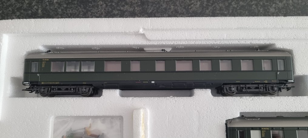Märklin H0 - 43229 - Σετ επιβατικού τρένου μοντελισμού (1) - Adenauer σύνολο - DB #4.3
