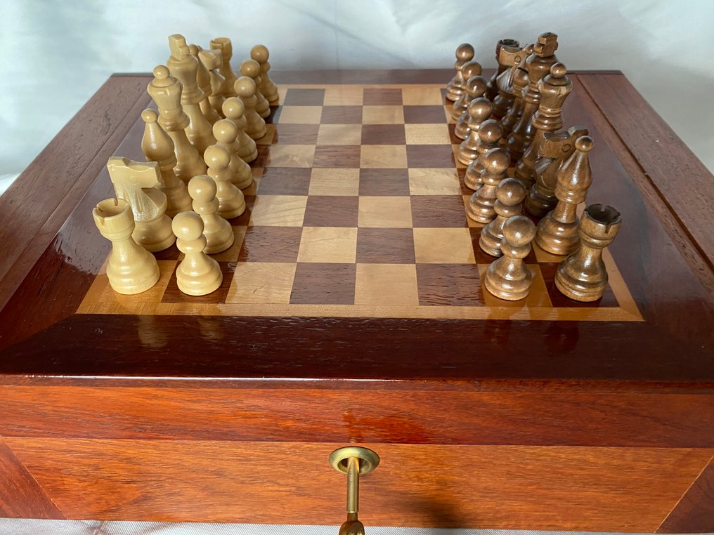 西洋棋套裝 - Antiguo - 手工制作的雪茄加湿器和湿度计，采用木材和铜件制成。 #2.1