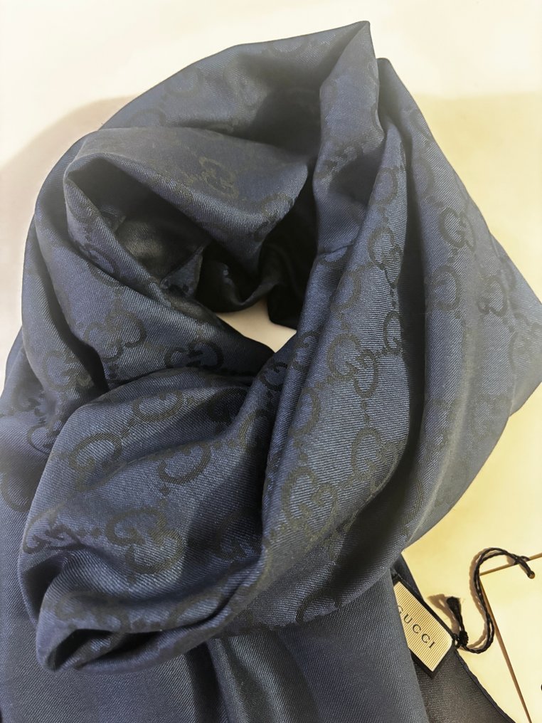 Gucci - Estola (chal) #2.1