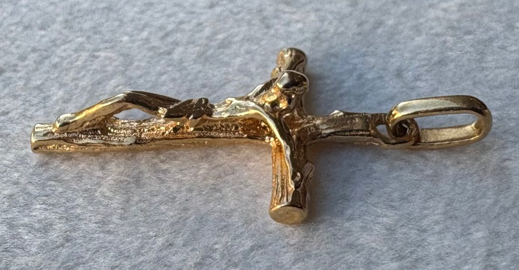 Κρεμαστό σταυρός - 19,2 kt. Κίτρινο χρυσό #1.0