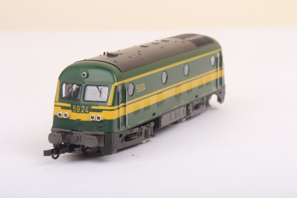 Roco H0轨 - 4152 - 柴油内燃机车 (1) - SNCB, NMBS #1.0