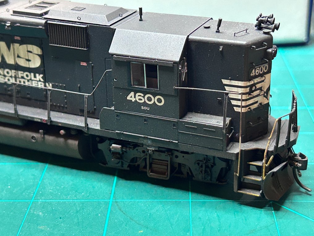 Athearn Genesis H0 - ATHG64643 - 柴油電力混合火車 (1) - EMD GP40 - NS #2.1