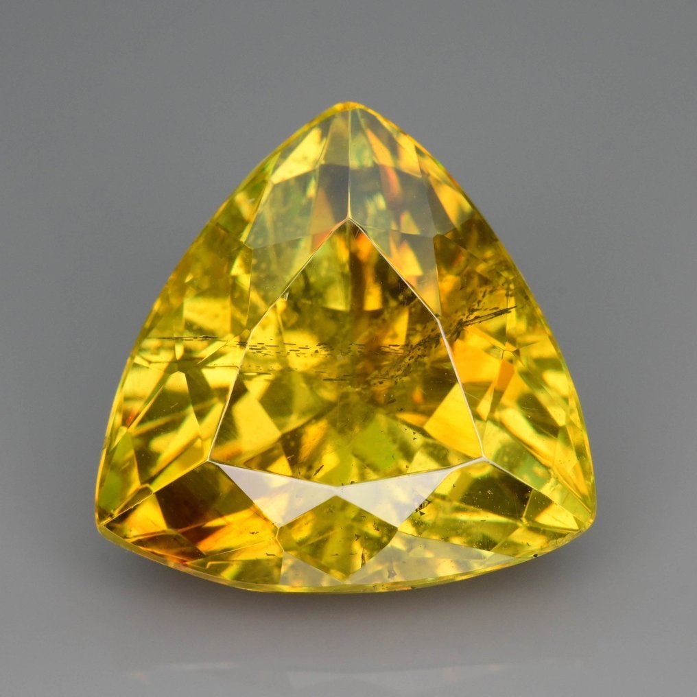 χωρίς τιμή ασφαλείας Κίτρινο, Πράσινο Σφαλερίτης  - 8.99 ct - Διεθνής Ένωση Έγχρωμων Πολύτιμων Λίθων (ICA GemLab) #3.2