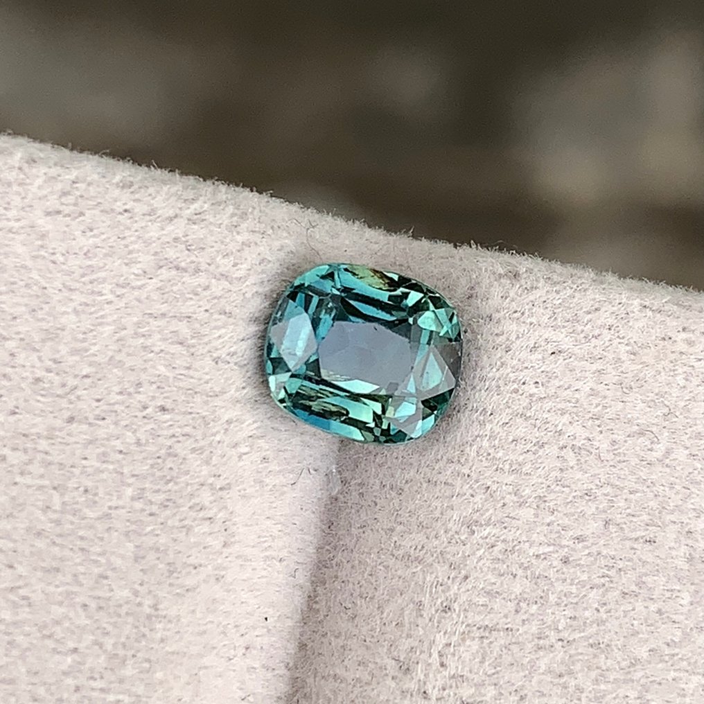 没有保留价 - 1 pcs  绿色, 蓝色 蓝宝石  - 1.14 ct - 国际宝石研究院（IGI） - UNHEATED TEAL SAPPHIRE #1.0