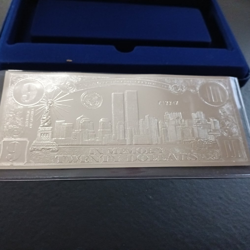 Estados Unidos. Medal 2001 20 Dollars Coin Certificate In Memory September 11th  (Sem preço de reserva) #2.1