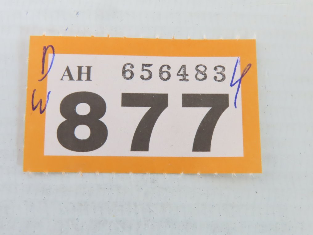 Roco H0 - Modellvonat teherfuvarozás (2) - Két darab, négy tengelyes plató kocsi nehéz szállítmányokhoz, rakománnyal (katonai járművek, - DB #1.0