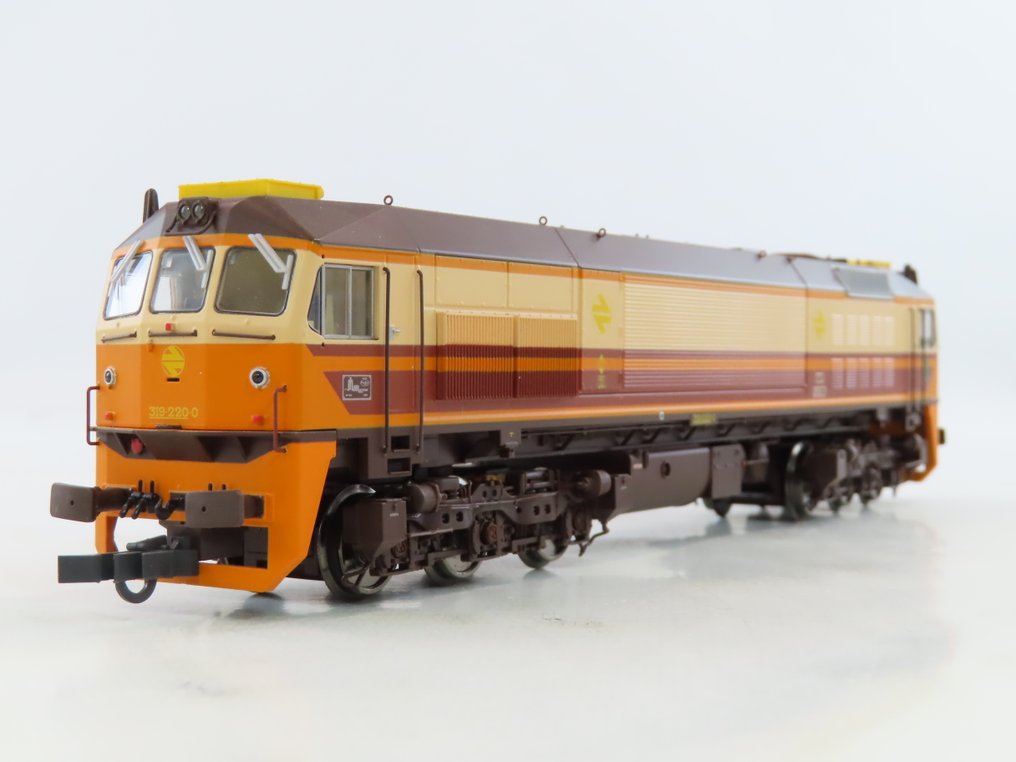 Roco H0 - 63970 - Πετρελαιοκίνητη μηχανή τρένου (1) - D319 - RENFE #1.0