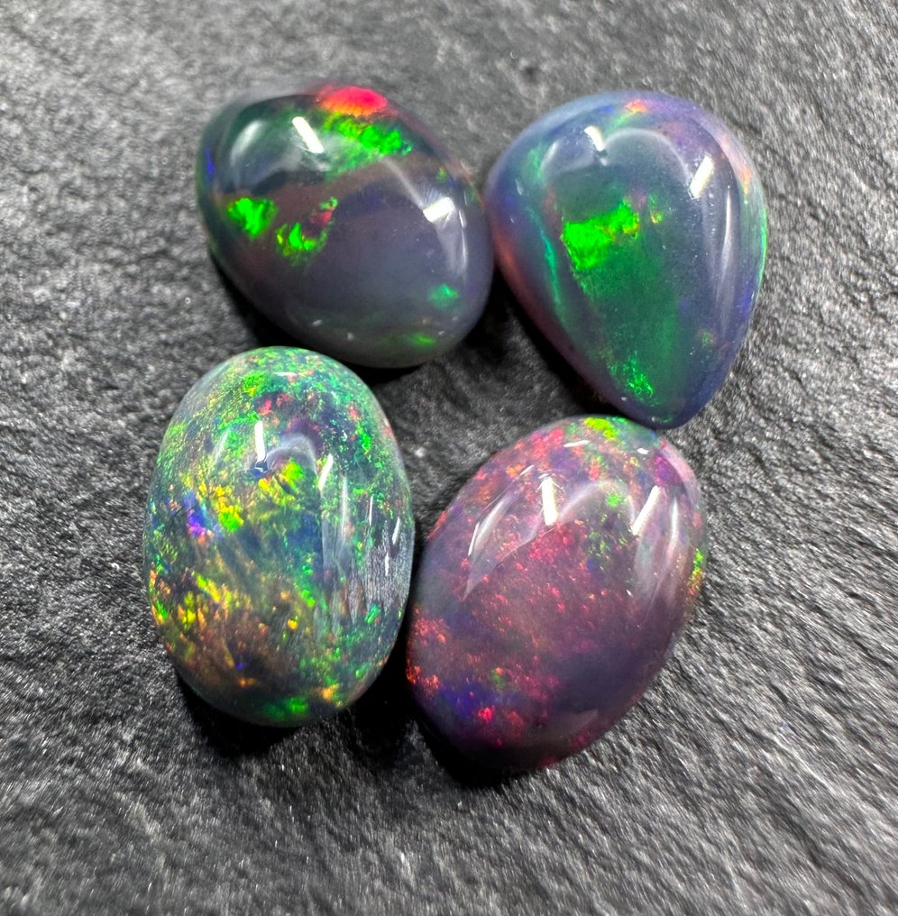 4,86ct opaali Cabochonit- 0.97 g - (4) #1.0