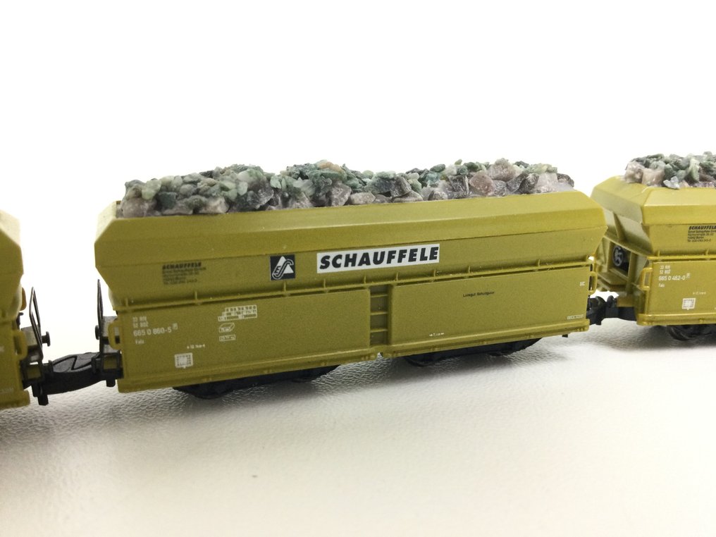 Märklin Z - 86303 - Model train freight wagon set (1) - Three-piece set of self-locking 'Schauffele' - BDZh #2.1
